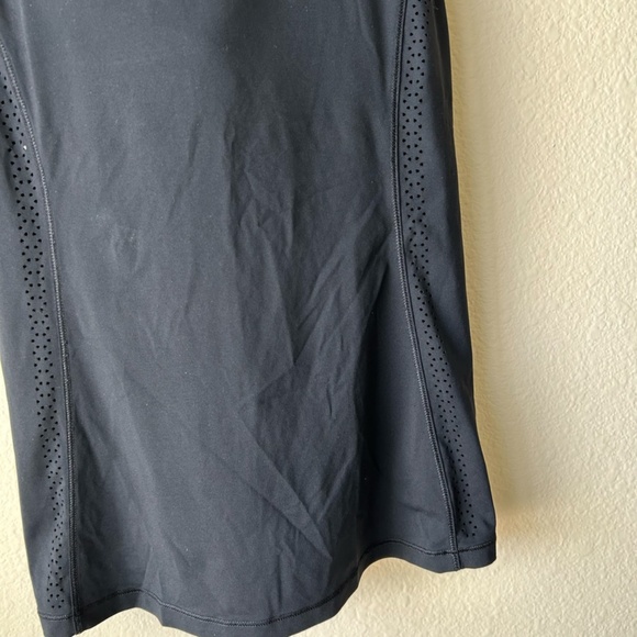 Lululemon 2-in-1 Tank Top with built-in Sports Bra Black Size 6  Racerback - Picture 6 of 11